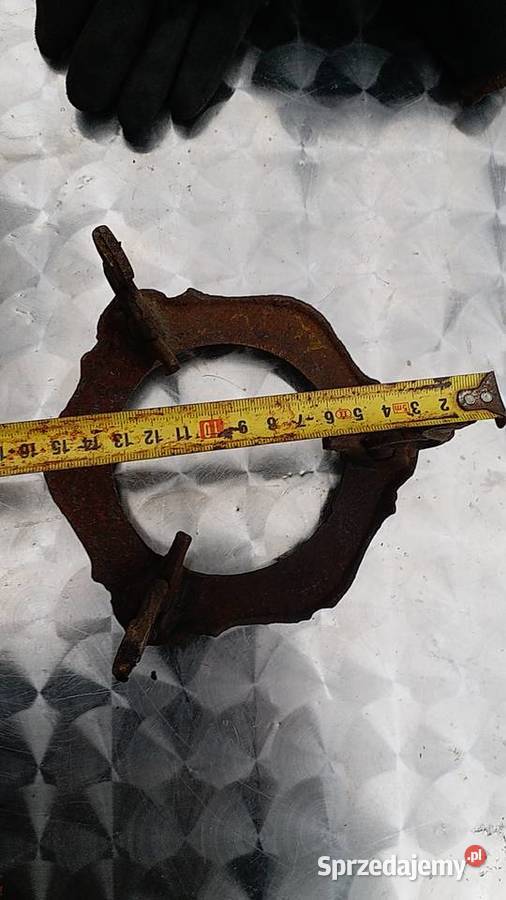 PrzedwojennaStylowa podstawa pod garnekZ żeliwa Barlinek