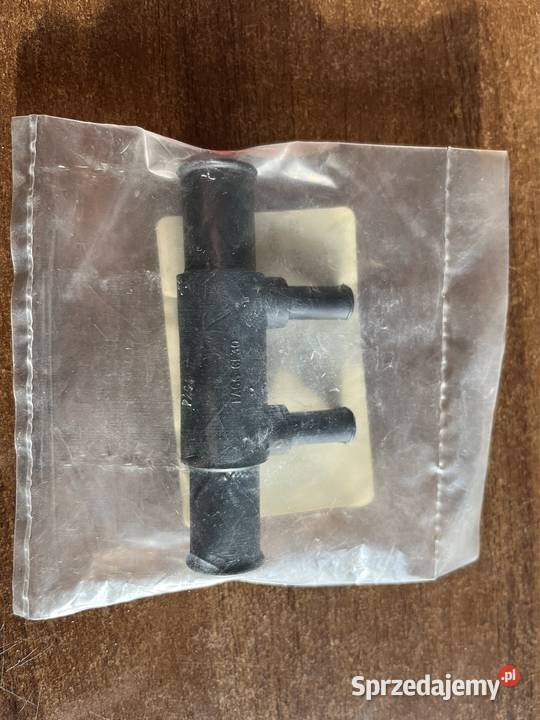 Czwórnik układu chłodzenia PN ROVER Piła sprzedam