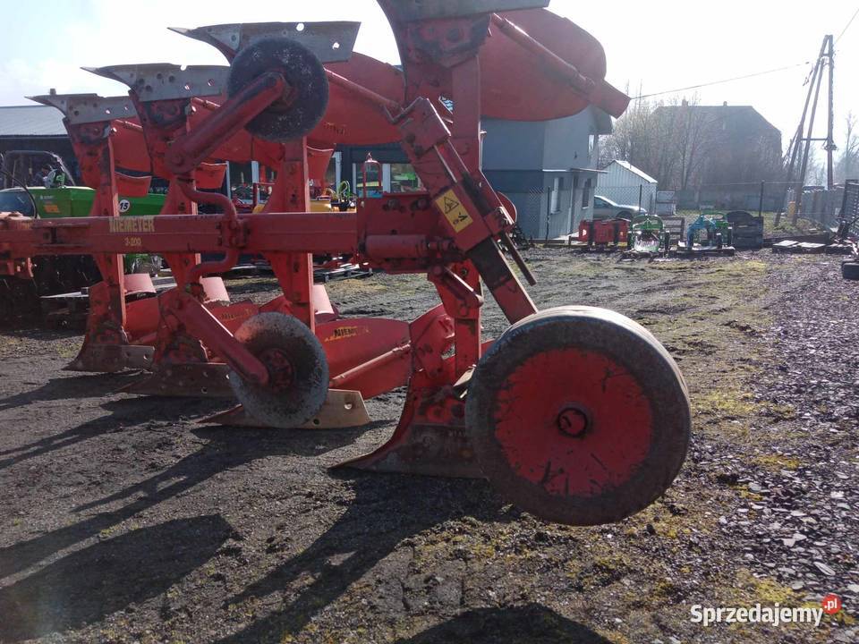 Pług obrotowy Niemeyer Delta 3200 4 skibowy nieuszkodzony Pługi Proszówka