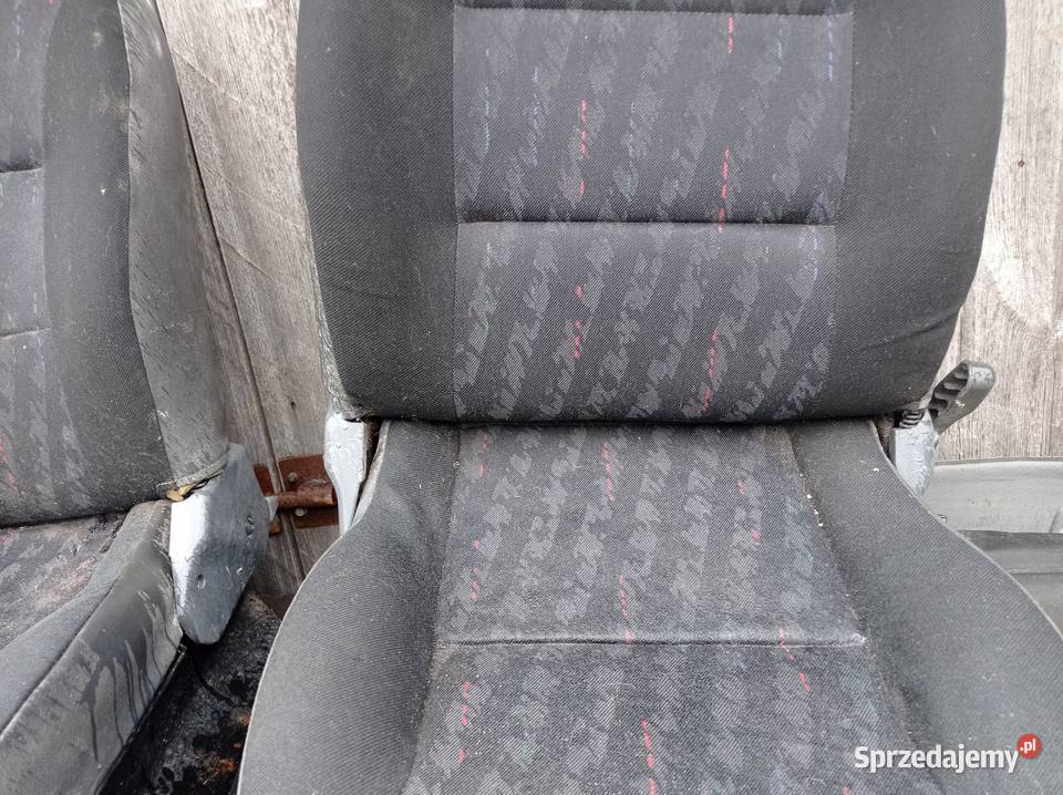 Citroen Berlingo Peugeot partner fotele Górno