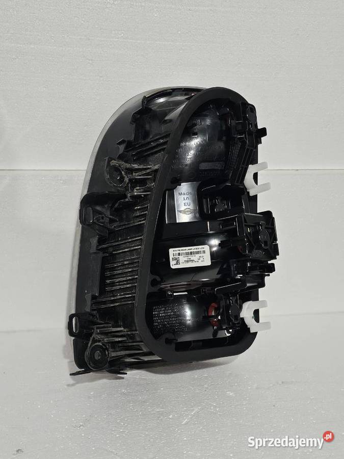 Sprzedam tylną prawą lampę Mini F60 Marki