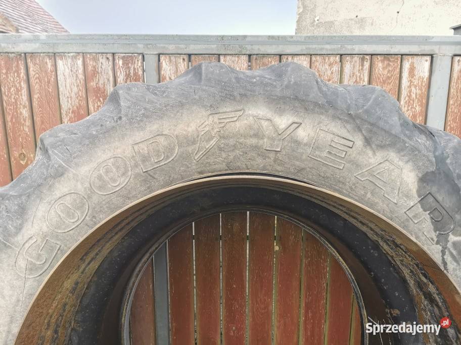 Koła bliźniacze 18X42 John Deere 8330 208 R42 Wilkowo