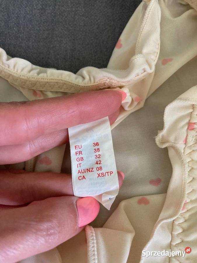 Spodenki szorty do spania kremowe serduszka Triumph Rzeszów