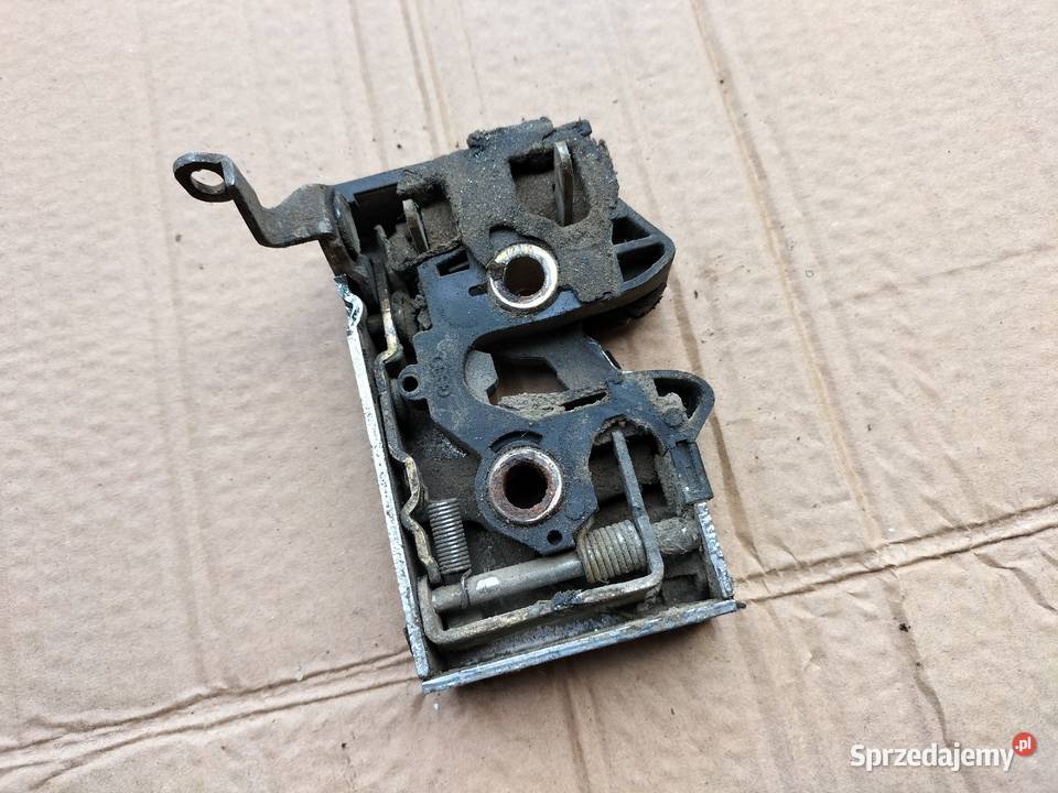 Audi 80 B4 80B4 8A1837016A ZAMEK DRZWI PRZÓD Kamień-Kolonia