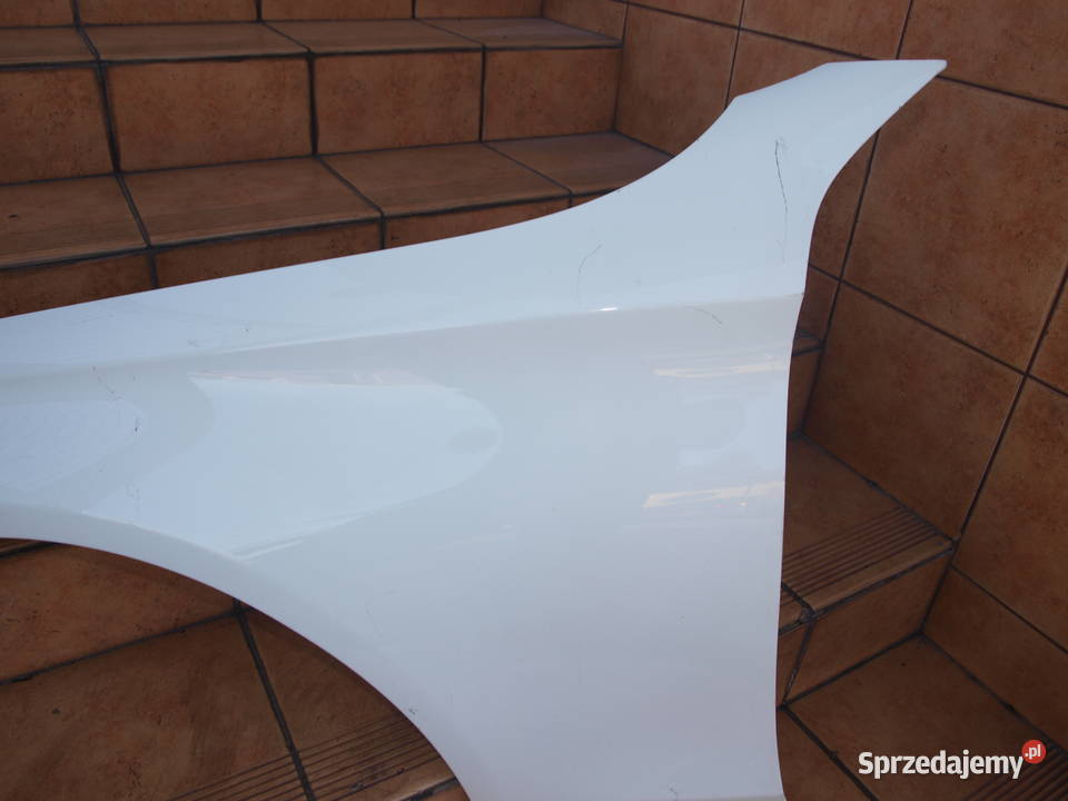 Mercedes C klasa A205 W205 błotnik lewy przód osobowe Błotniki Kalisz