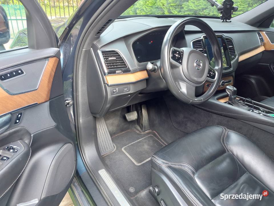 Sprzedam Volvo XC90 światła LED sprzedam