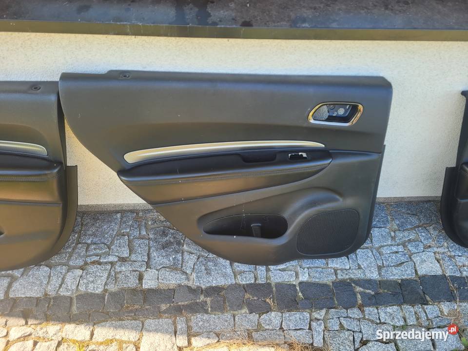 Boczki drzwi tapicerka dodge durango do 20r Drohiczyn