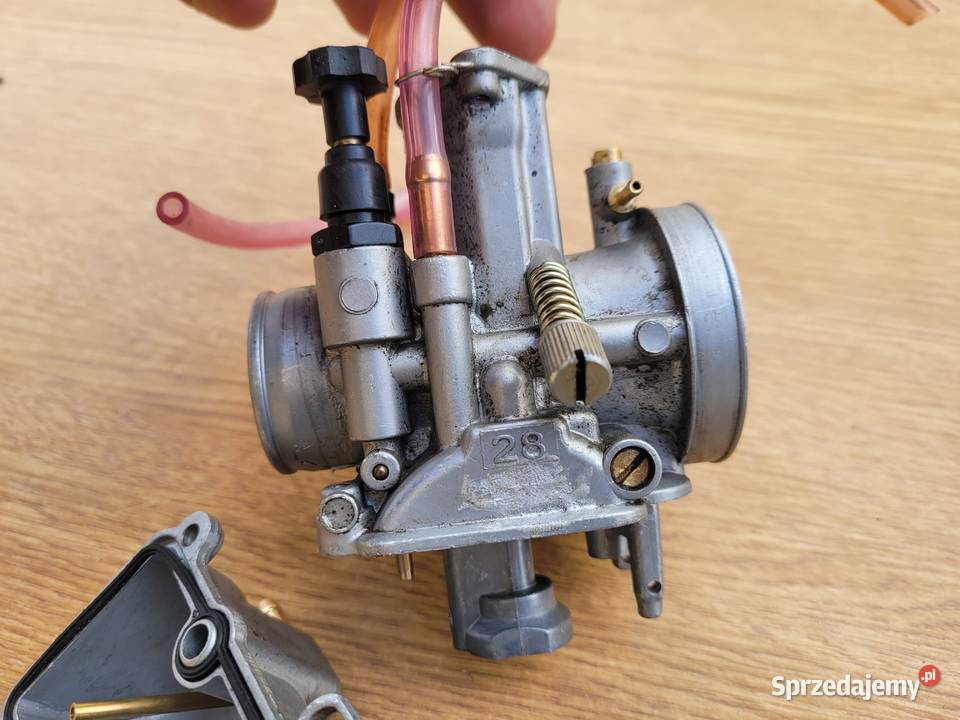 Sprzedam dwa gaźniki 28 pwk są w stanie i Wieluń