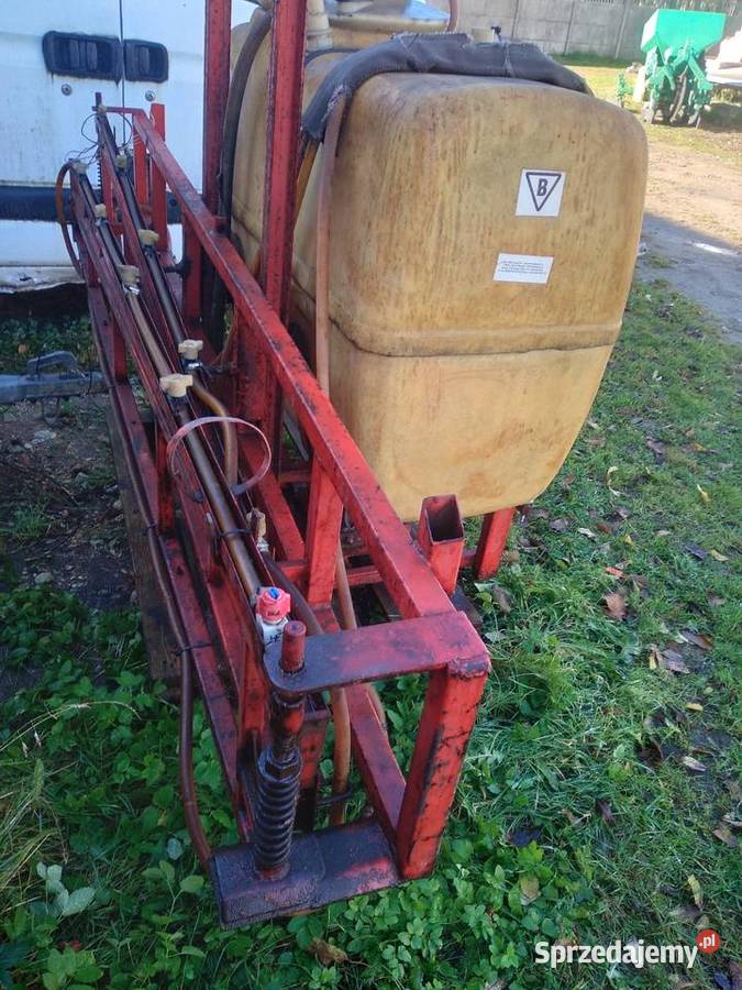 Opryskiwacz zawieszany Skotarek 12m 400l Sprawny Zawieszane