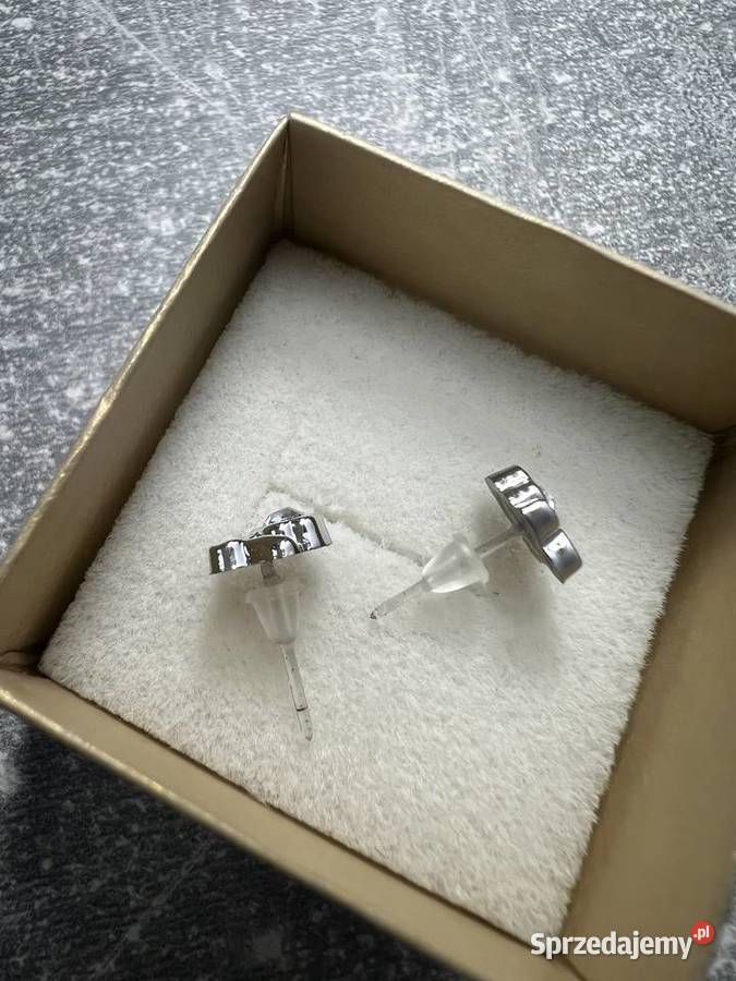 Kolczyki srebrne kwiatki kwiaty kwiatek kwiat podkarpackie Jasło