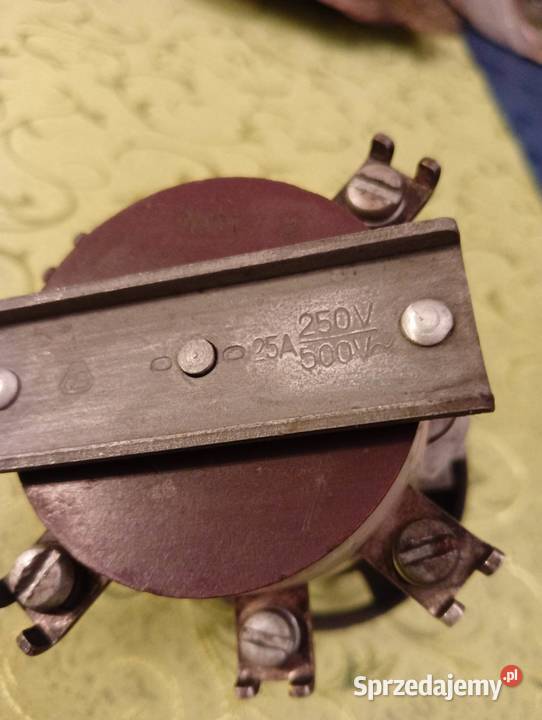 Włącznik 250500 Volt Elektryczne Jasło