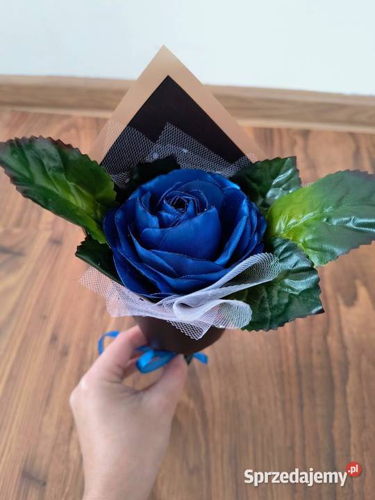 Róża pojedyncza Dzień Kobiet Milonki sprzedam