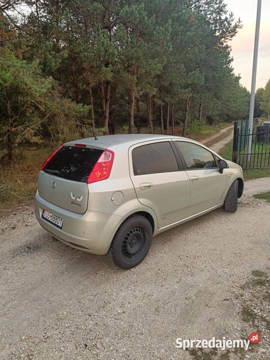 Fiat Grande Punto 19 JTD Ostrowiec Świętokrzyski