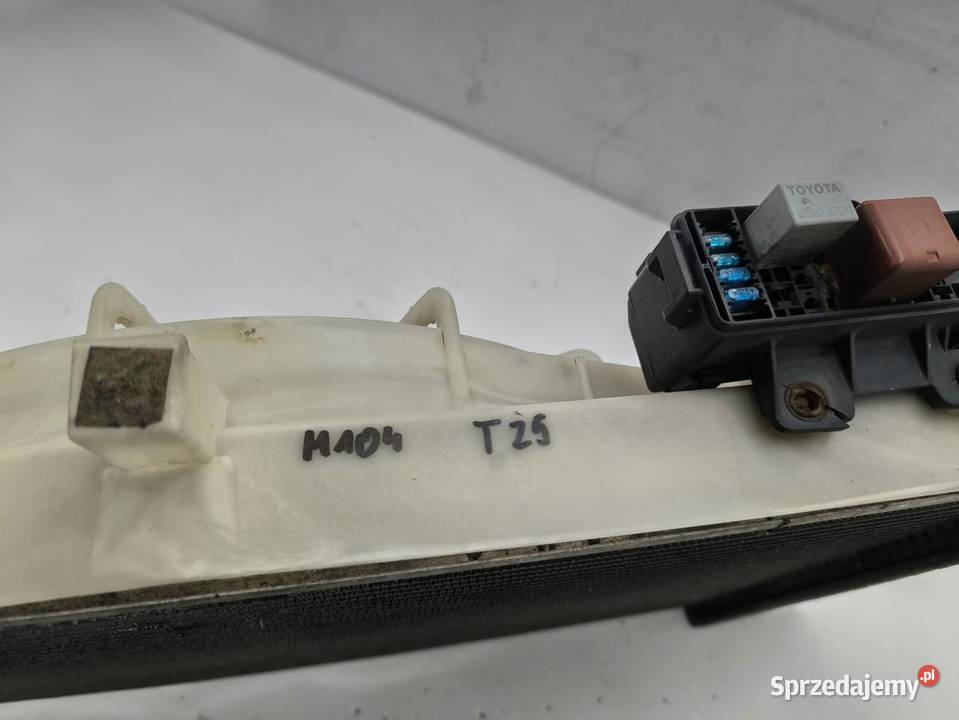 CHŁODNICA WODY WENTYLATOR TOYOTA AVENSIS II T25 osobowe sprzedam