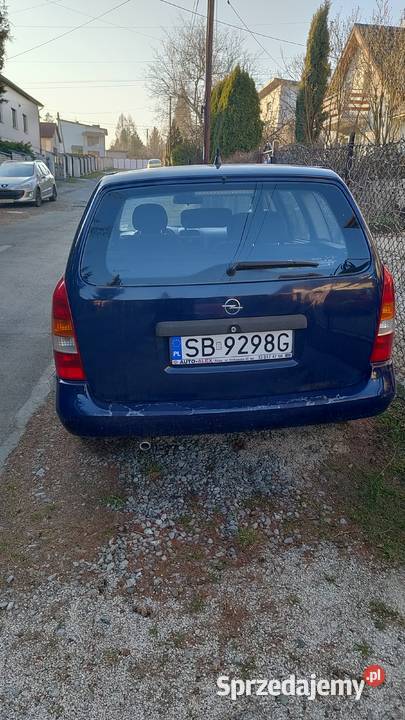 Opel AstraGCaravan Kombi 2005r 16 74kW benzyna radio Astra