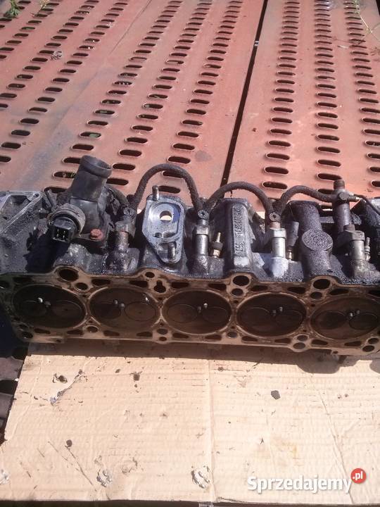 AUDIVWVOLVO25 TDIGlowica 074103373G Części Jastrzębia Góra