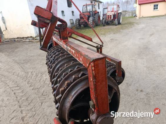 Wał wały posiewne uprawowe zawieszane