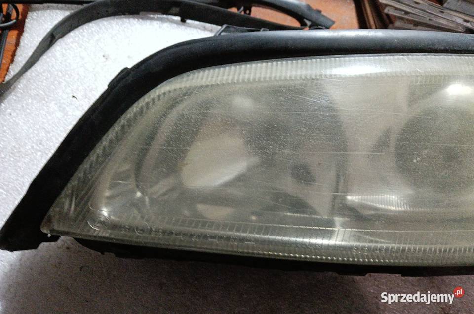 Reflektor Hella Opel Omega B FL lewy przód Sochaczew sprzedam