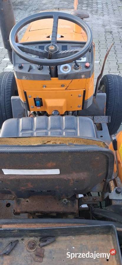Ciągnik rolniczy sadowniczy 4x4 renault 2440 d Napęd 4x4 Ostrów Wielkopolski