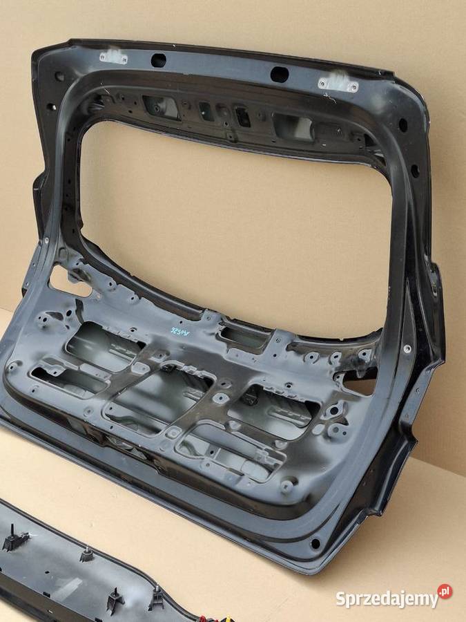 HYUNDAI TUCSON III LIFT KLAPA BAGAŻNIKA TYŁ Bieleń