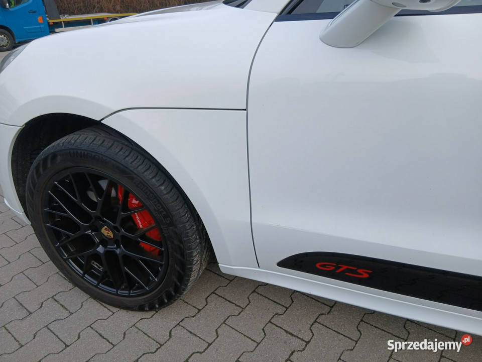 Porsche Macan 29 380400 GTS Niski przebieg I Macan