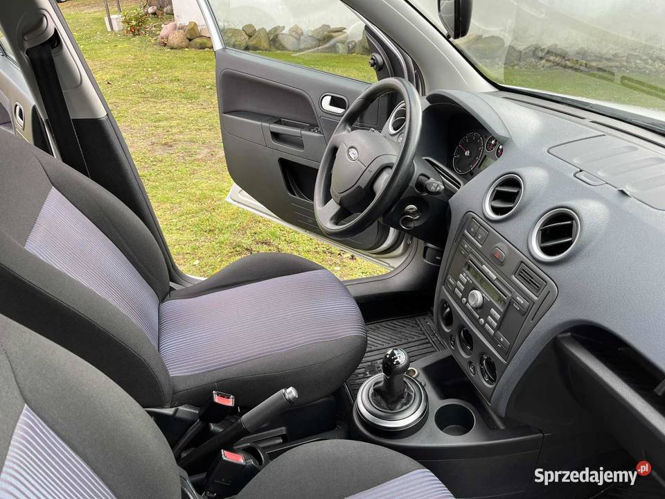 zadbane auto z niskim przebiegiem Fusion Huta Komorowska