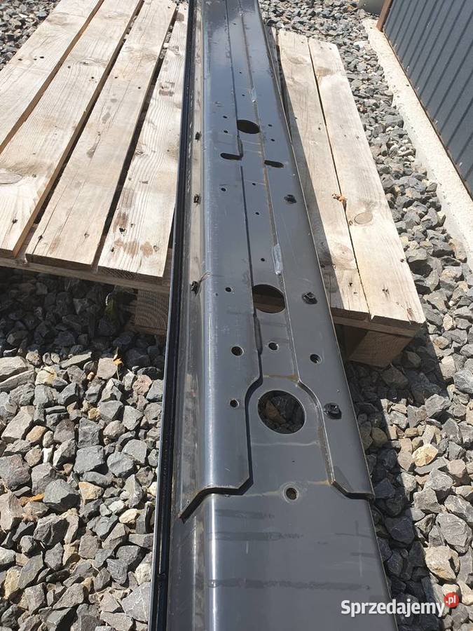 Zderzak belka Mercedes Actros szer 76 i 85 świętokrzyskie Górno