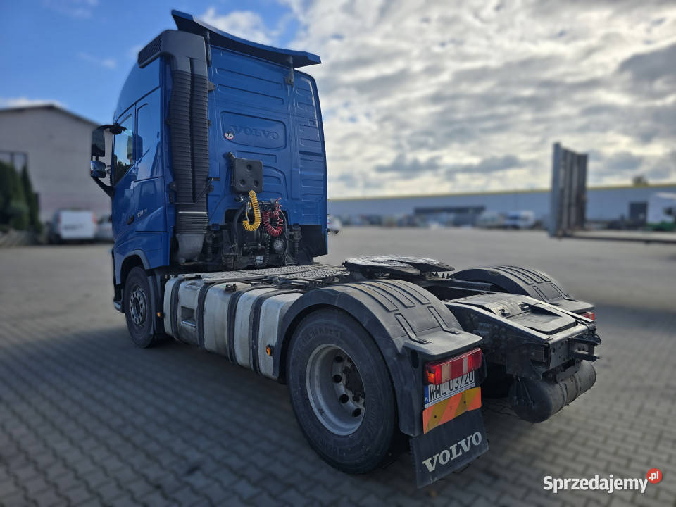 Ciągnik siodłowy VOLVO FH 460 EEV 2014 r 469 LED Rok produkcji 2014 Rudolfowo