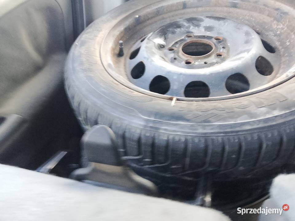 Felgi z oponami zimowymi BMW 199 do negocjacji Miechów sprzedam