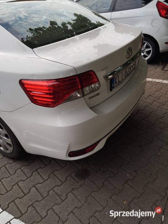 Toyota Avensis sedan salon 2 wl manualna małopolskie Nowy Sącz sprzedam