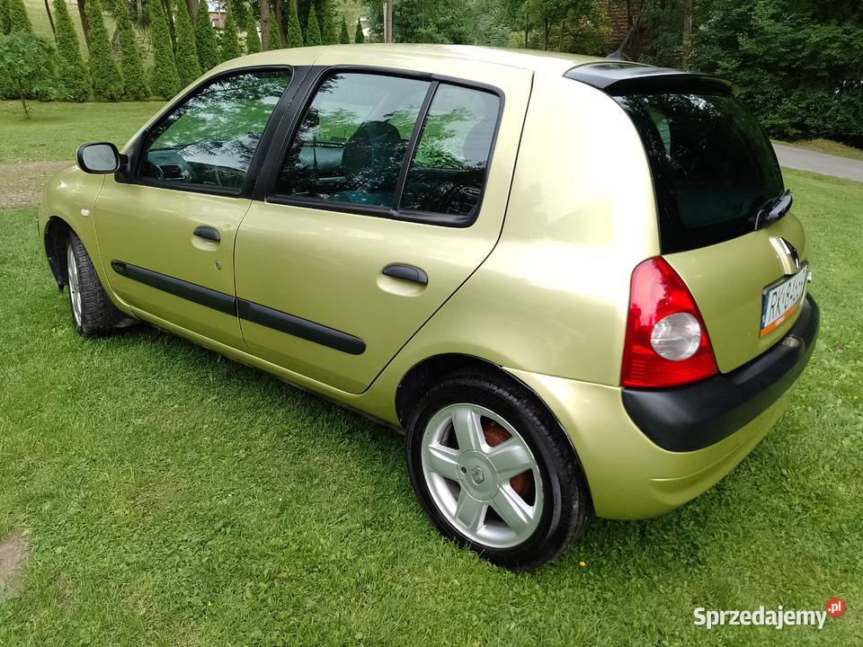 Renault Clio II 2003r 12 16V