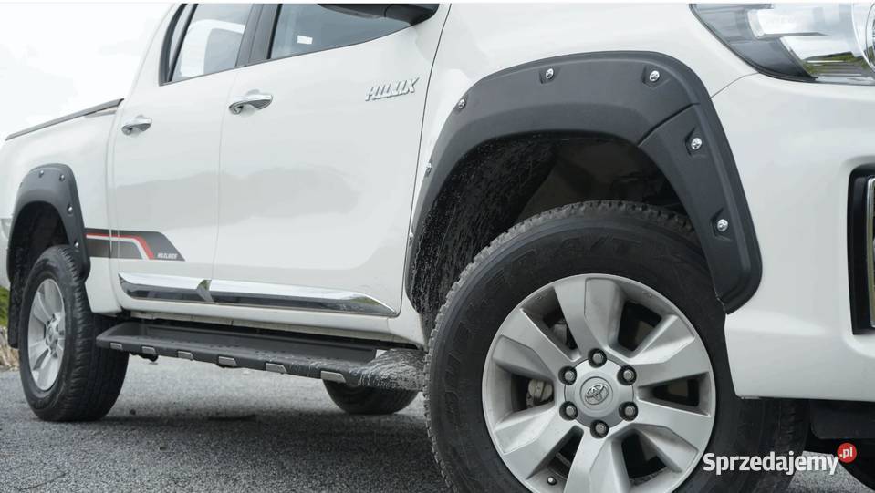 Poszerzenia Nadkola Błotnik Toyota HILUX Pasłęk