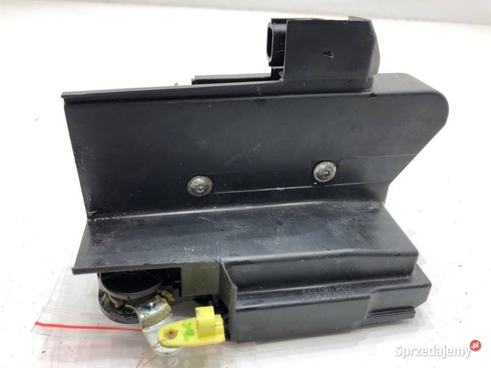 ZAMEK DRZWI LEWY TYŁ DACIA DUSTER Hatchback osobowe