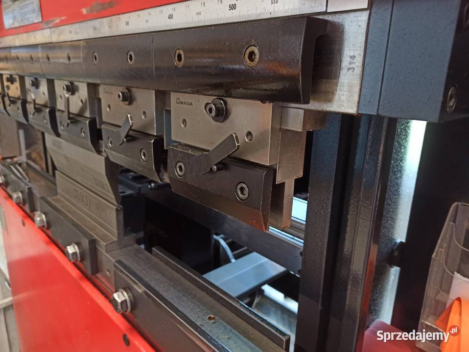 Kompaktowa prasa krawędziowa CNC Amada HFT 5012 Wrocław