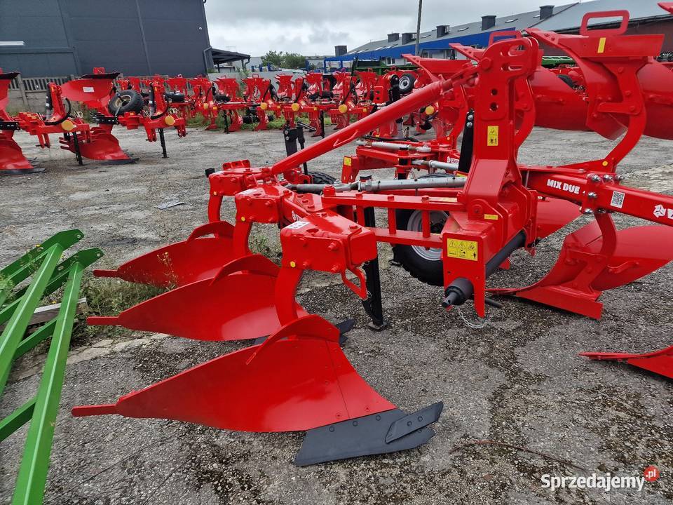 Pług jednobelkowy zagonowy AKPIL KMJ3 transport Kielce