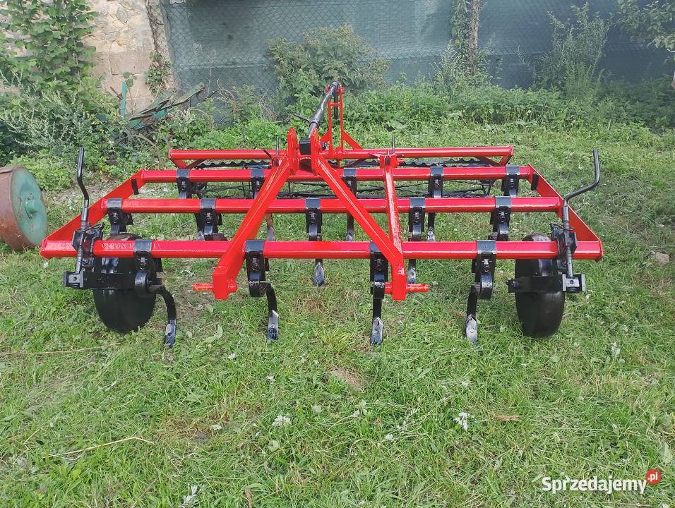 Kultywator 210 m Grudziądz z wałkiem Wieluń