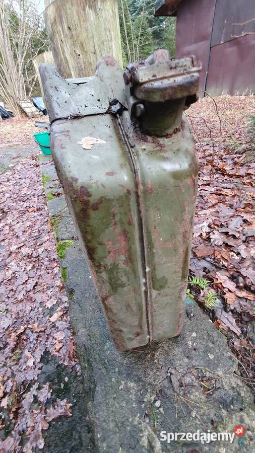 Stary kanister metalowy 20 L Warszawa