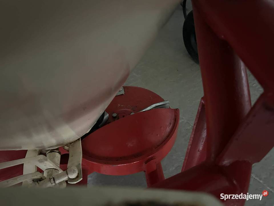 Rozsiewacz nawozów RAUCH Komet ZS 450 świętokrzyskie Opatów