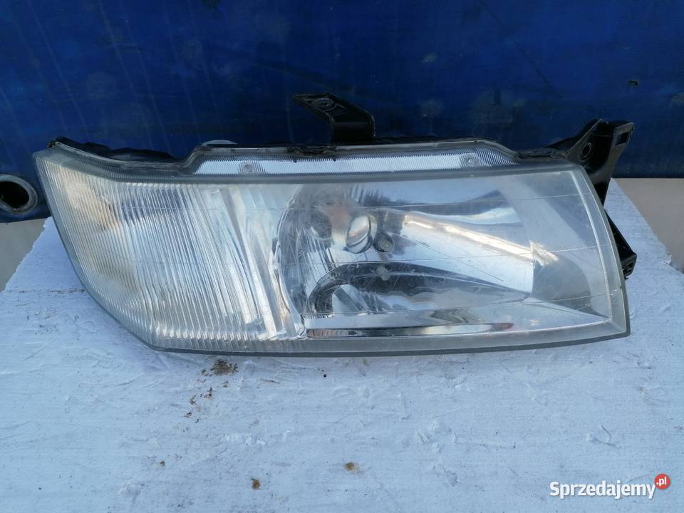 Lampy Przód Komplet Mitsubishi Space Wagon Pogorzelec