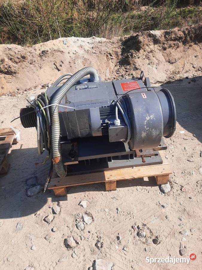 SILNIK GŁÓWNY MAN ROLAND 300 BAUMULLER GNAG 132 Produkcja wielkopolskie Nowy Tomyśl