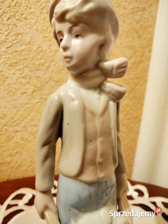 Figura Hiszpańska porcelana Sprzedawca kwiatów Gniezno