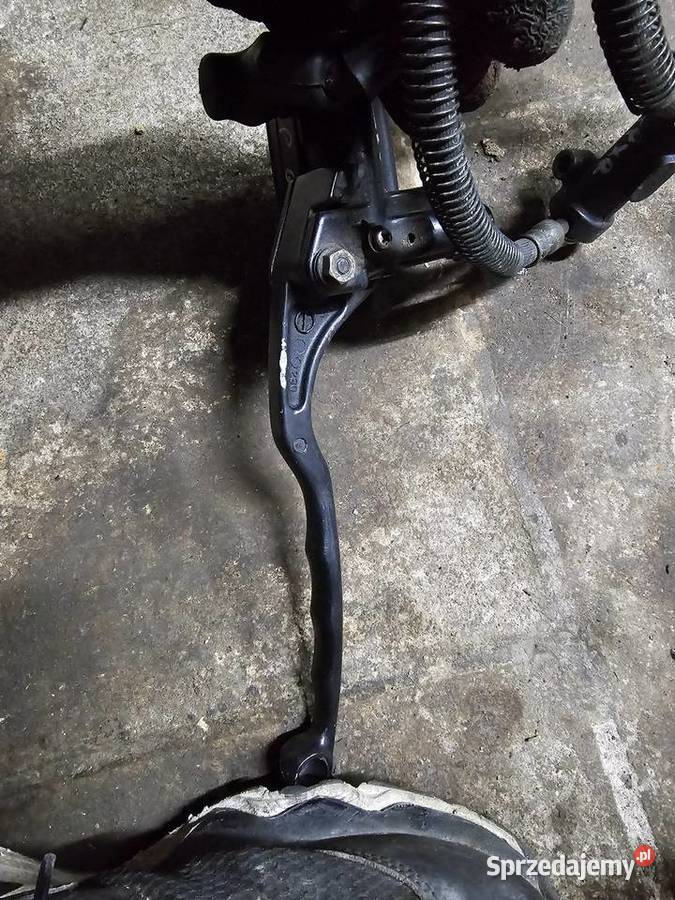 Kawasaki GPX 600 pompa hamulca hamulcowa pompka Części i akcesoria motocyklowe Jelenia Góra