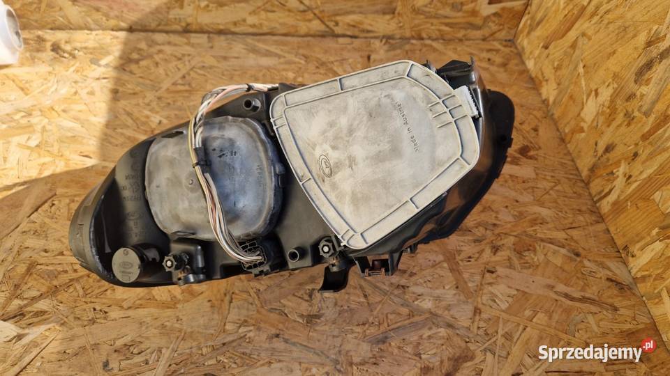 CHRYSLER VOYAGER LAMPA PRZÓD PRZEDNIA PRAWA wielkopolskie Słowikowo