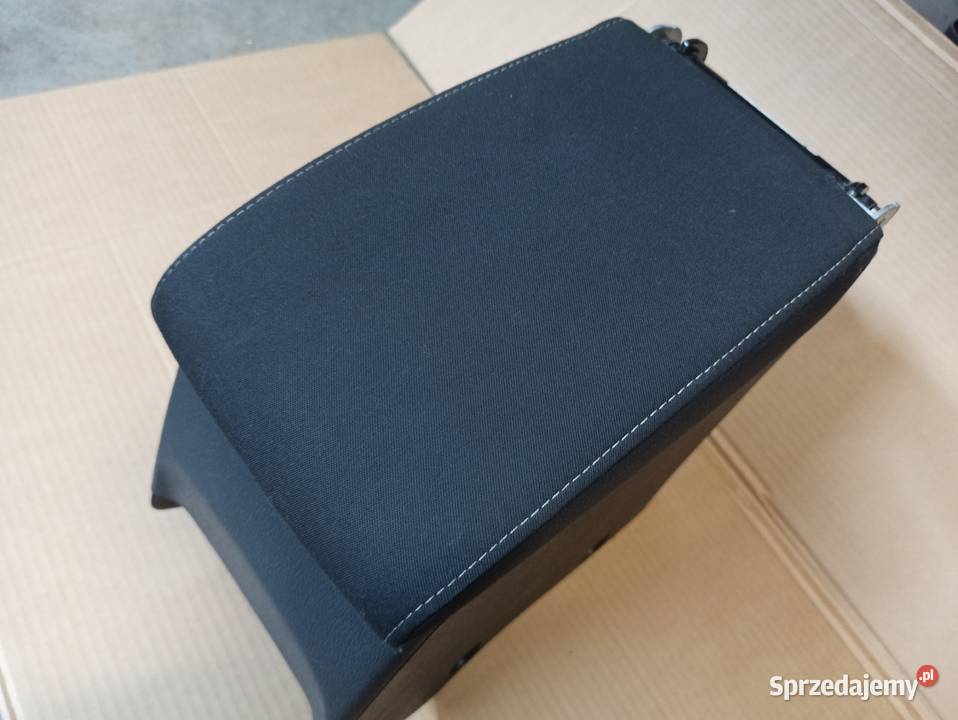 PODŁOKIETNIK VW TIGUAN 5M0864207F Bolesławiec sprzedam