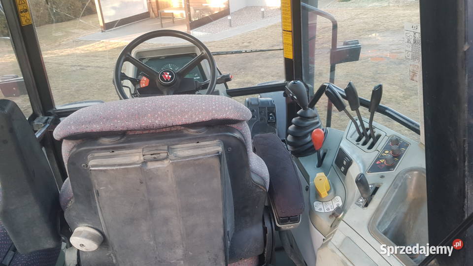Sprzedam Massey Ferguson 6245 40 h podlaskie Nowy Dwór