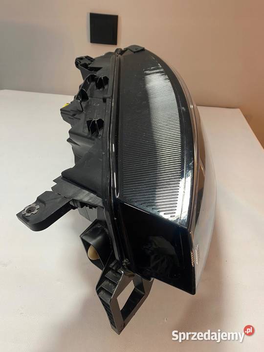 LAMPA LEWA PRZÓD VW ID4 ID4 FULL LED 11B941005A