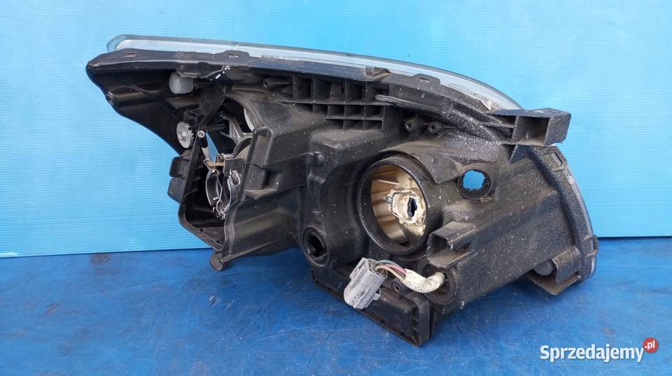 LAMPA REFLEKTOR LEWY PRZÓD EU TOYOTA AVENSIS T25 Nowy Tomyśl