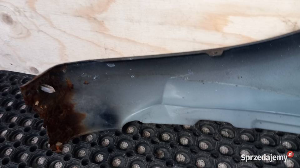 FORD FOCUS MK2 LIFT BŁOTNIK PRZÓD PRAWY H4 Zbierkowo