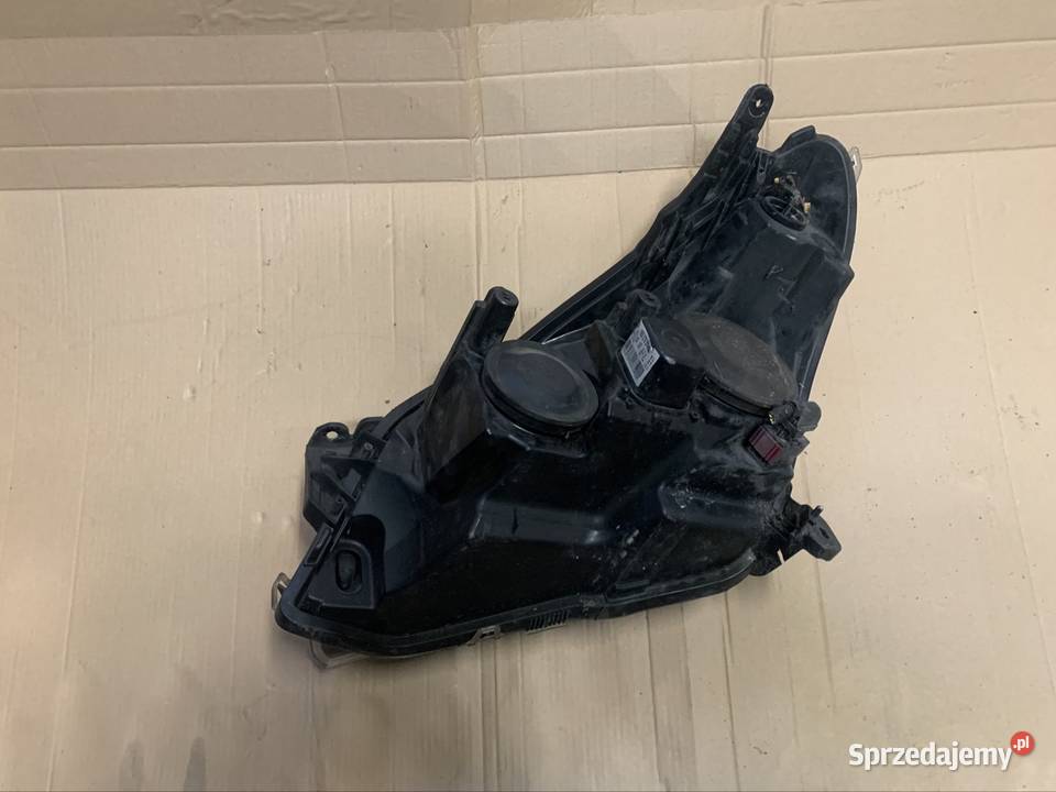 24451033 reflektor lampa przód prawa przednia Motoryzacja Szczecin sprzedam