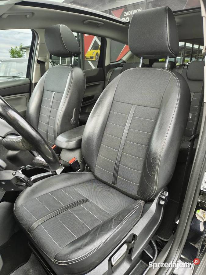 Ford Kuga TITANIUM Napęd 4x4 Mały przebieg Super radio